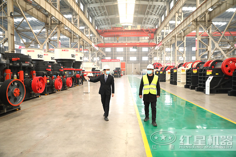 大型廠房，客戶來廠實地考察